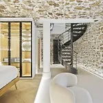 Kaza Bella - Haut Marais Modern Flat With Small Pool