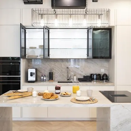 Appartamento Kaza Bella - Marais Modern Flat With Small Pool *