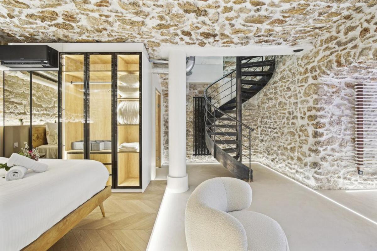 Kaza Bella - Marais Modern Flat With Small Pool Parigi