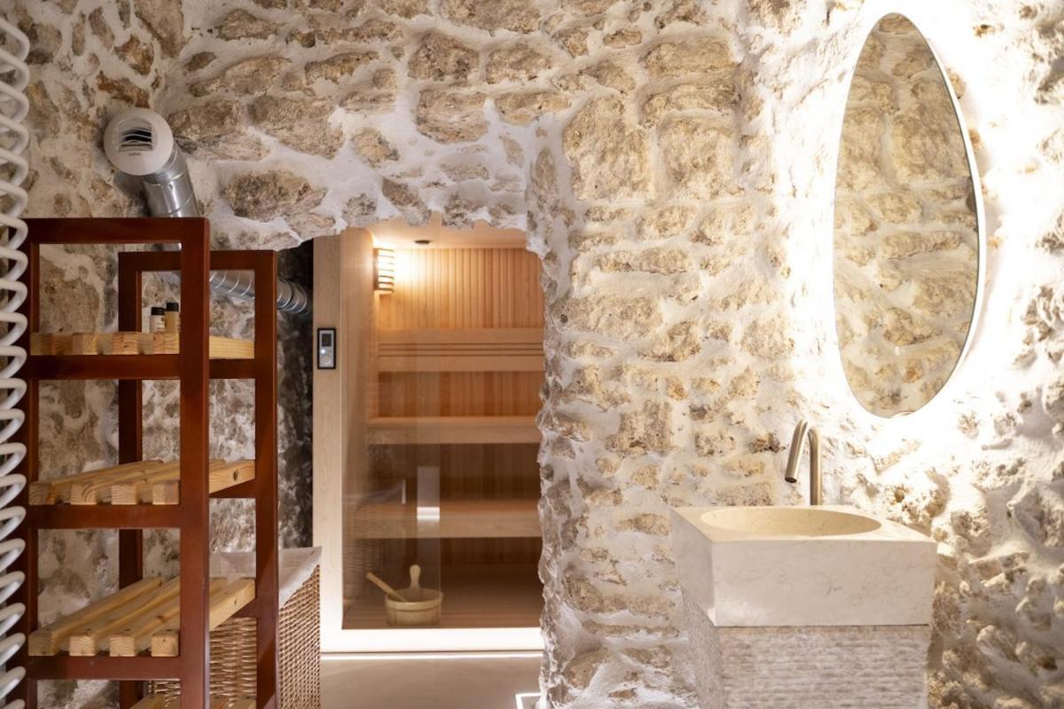 Kaza Bella - Marais Modern Flat With Small Pool Appartamento *